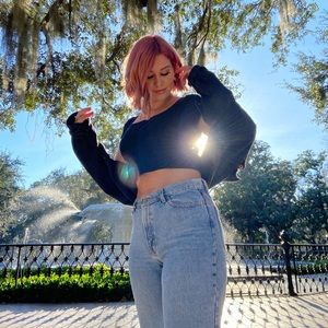 Meet your Posher, Shelby